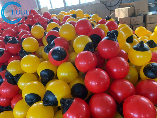 Boya plástica de la bola de flotación de Marine Floating Barrier System PE del aceite del mar