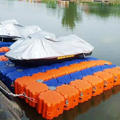 Pontoón de plástico altamente estable y configurable, resistente a la radiación UV